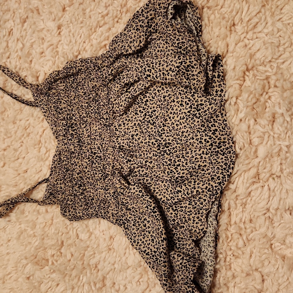 Top Size Small